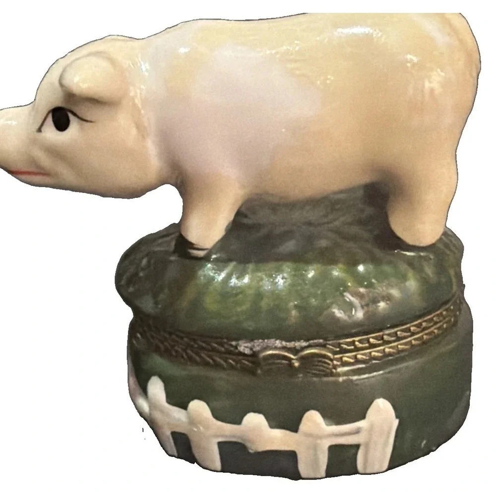 Trinket Box, Small Pig, Pink Green, Hinged Ceramic Farm Box